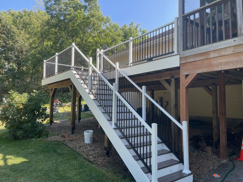 DekTex | Deck Builder | Madison, WI | Verona